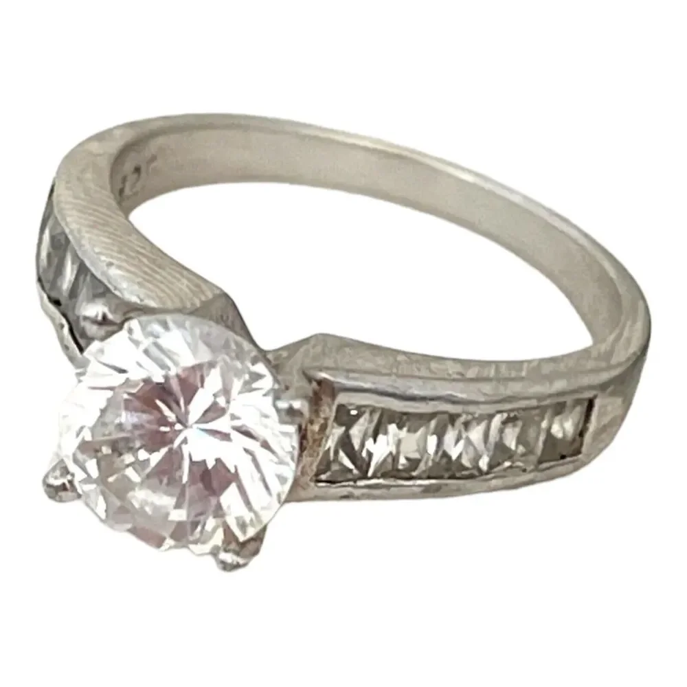 Sterling Silver 925 CZ Engagement Style Ring Princess Cut Size 7 - 1E